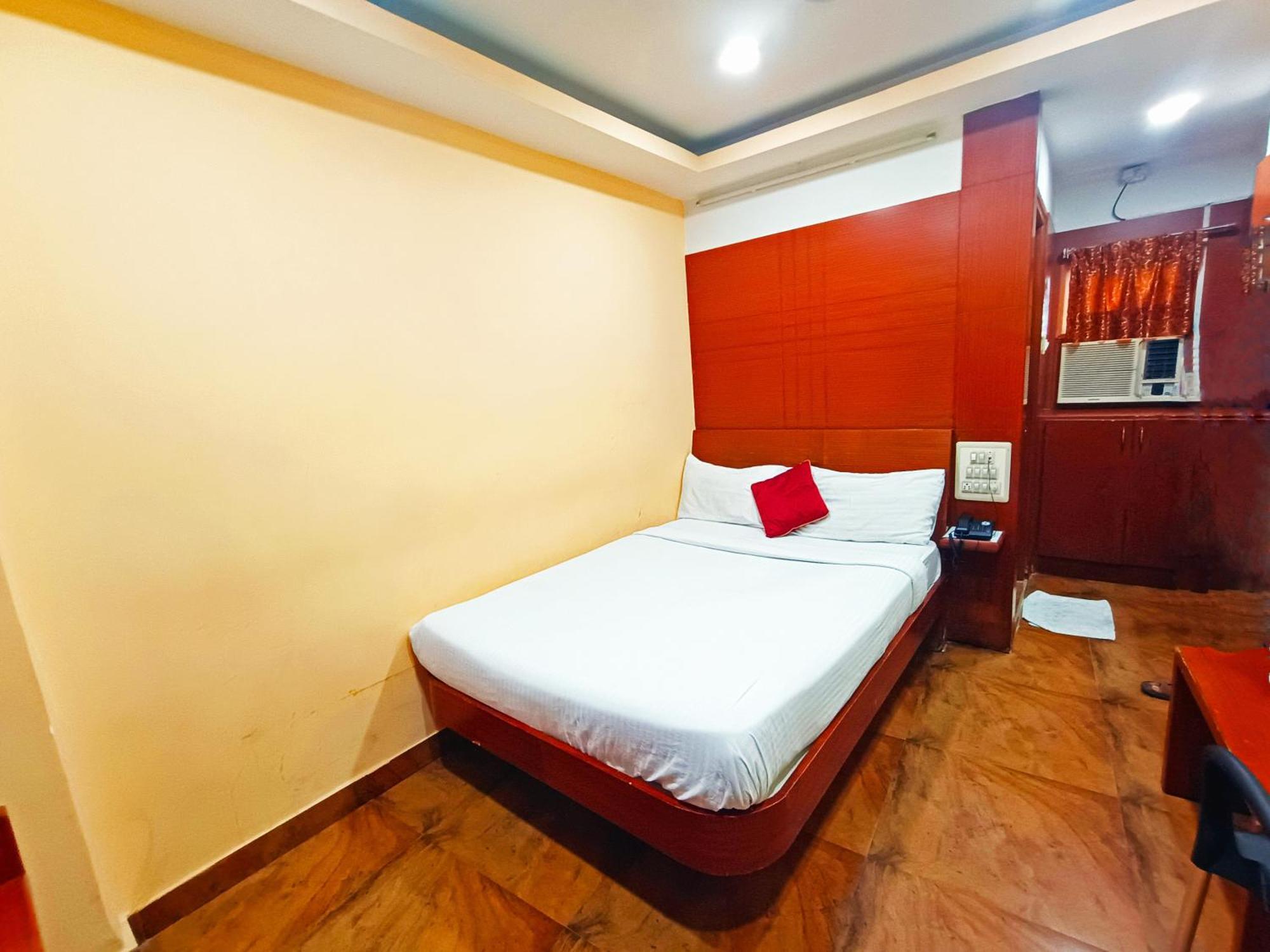Hotel Pavithra Paradise Bangalore Exterior foto